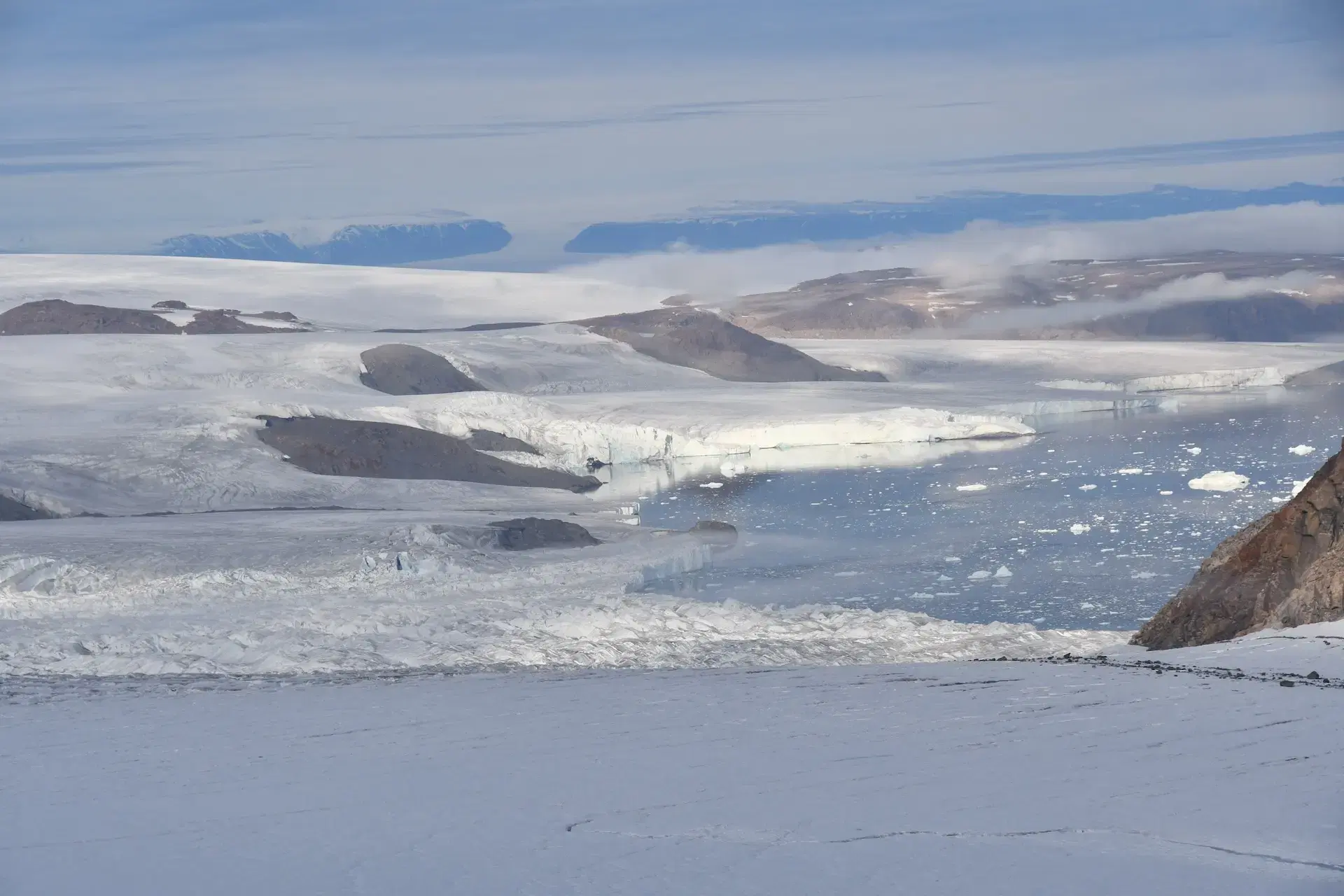 Helicopter operations near Southeast-2 Glacier